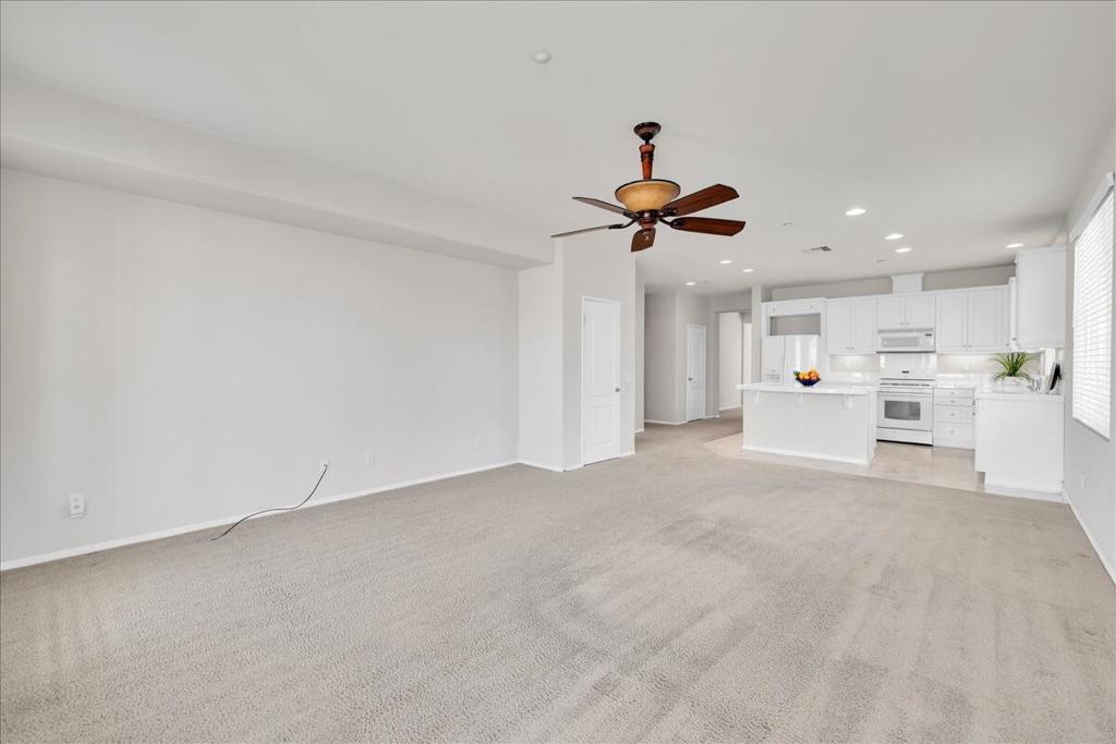 Four Seasons - Residential