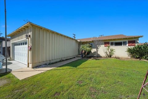 530 Wayne Ave El Cajon CA 92021