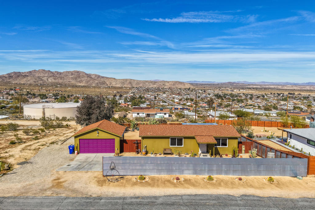 61774 Alta Vista Drive