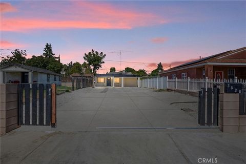 Photo of 3826 Oregon St, Bakersfield, CA 93306 (MLS # PI26038036)