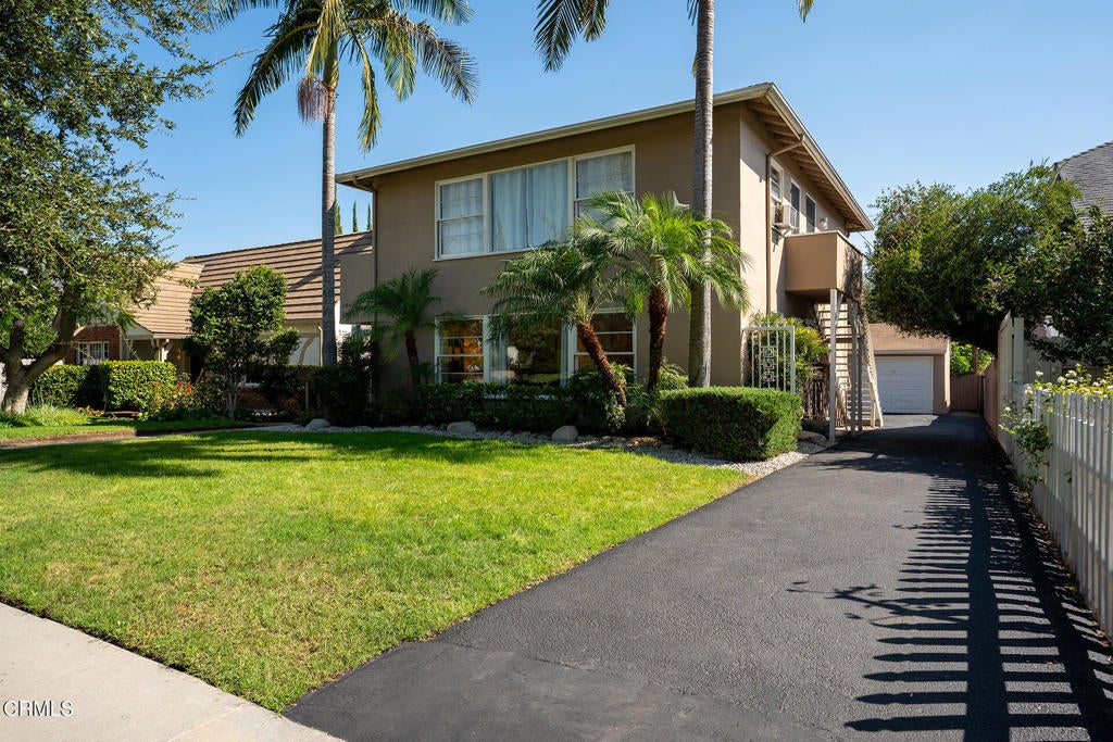 1946 E Villa Street