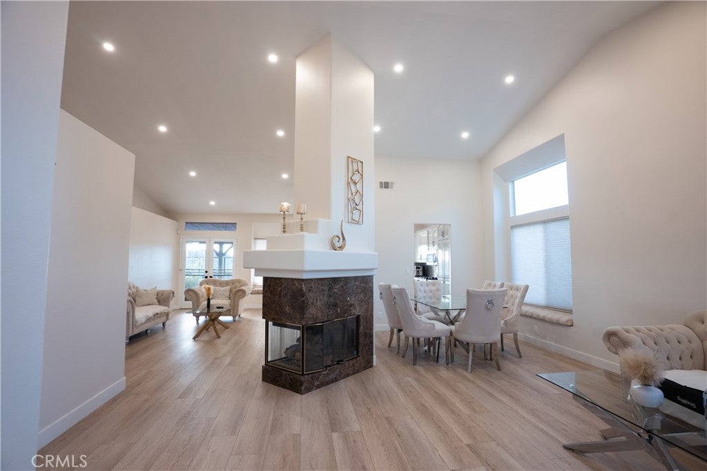 29345 Hidden Oak
