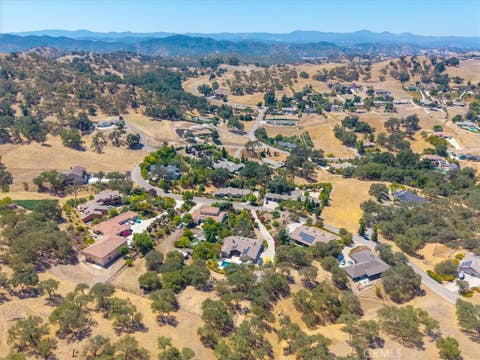 Tiny photo for 9960 Sunfish CIR, Paso Robles, CA 93446 (MLS # NS26187692)