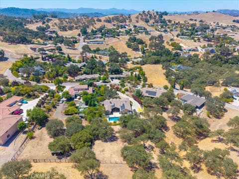 Tiny photo for 9960 Sunfish CIR, Paso Robles, CA 93446 (MLS # NS26187692)