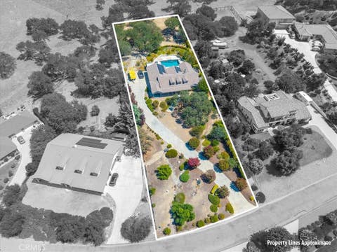 Tiny photo for 9960 Sunfish CIR, Paso Robles, CA 93446 (MLS # NS26187692)