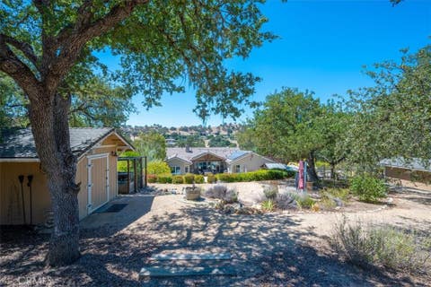 Tiny photo for 9960 Sunfish CIR, Paso Robles, CA 93446 (MLS # NS26187692)