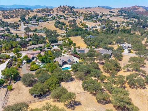 Tiny photo for 9960 Sunfish CIR, Paso Robles, CA 93446 (MLS # NS26187692)