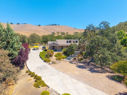 Tiny photo for 9960 Sunfish CIR, Paso Robles, CA 93446 (MLS # NS26187692)