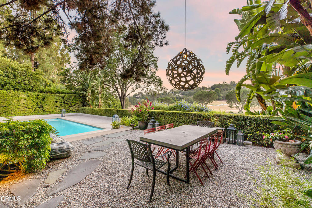 Properties 1 1240 Chateau Road