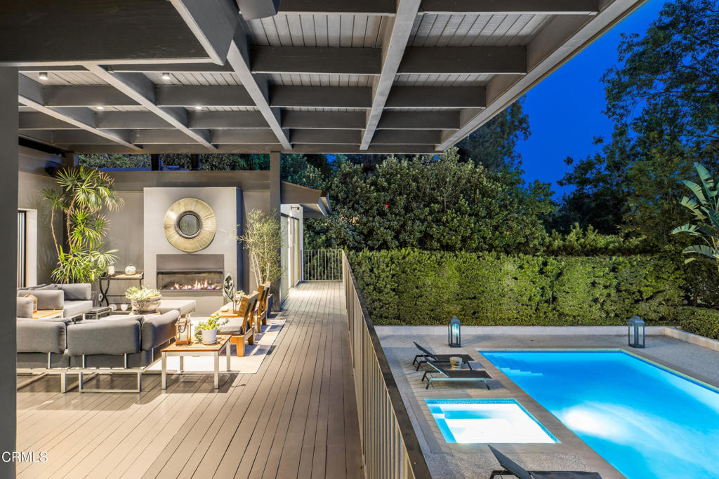 Properties 2 1240 Chateau Road
