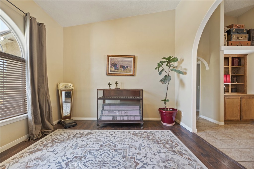 8328 Chateau Road