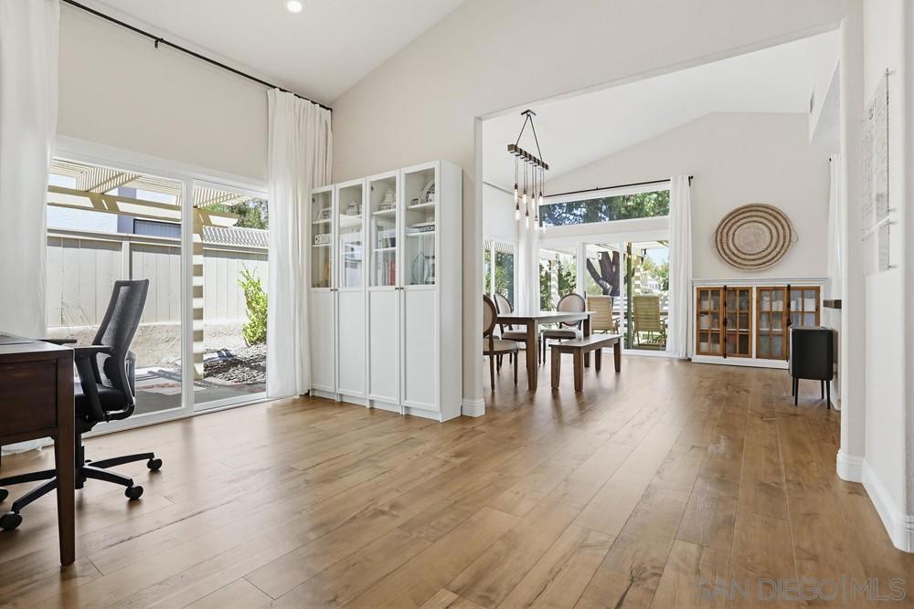 15264 Avenida Rorras