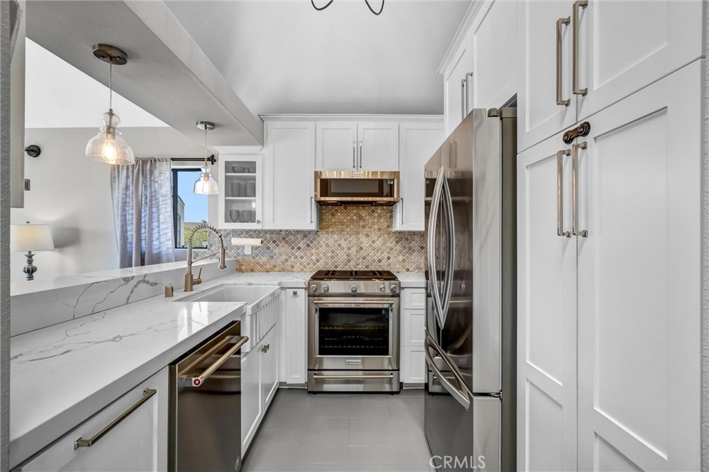 4682 WARNER Avenue C304