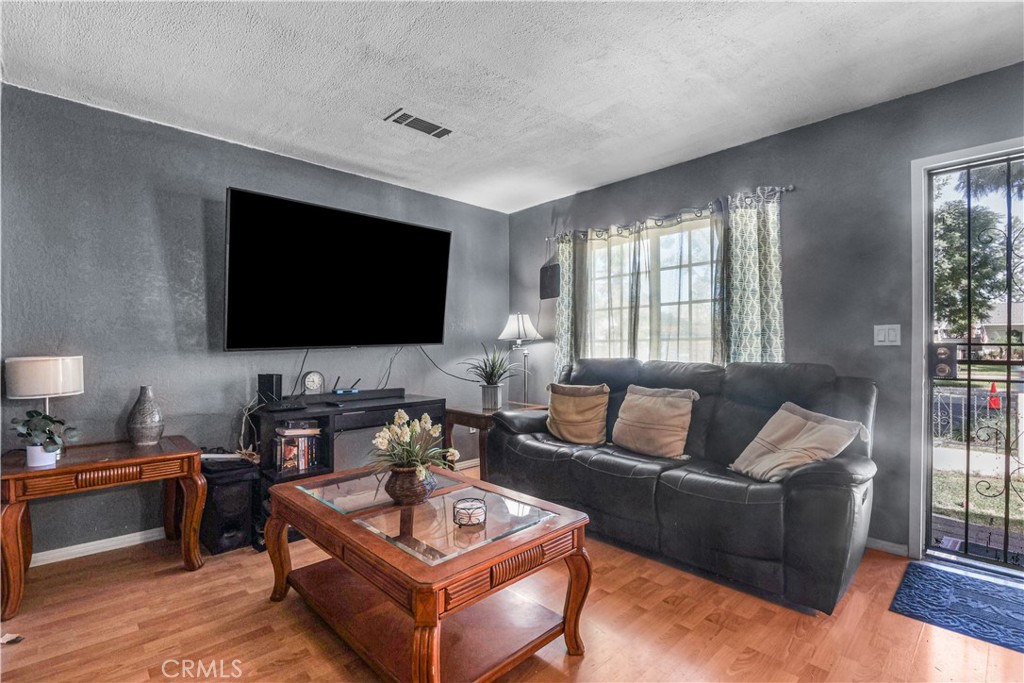 9649 Pioneer Boulevard