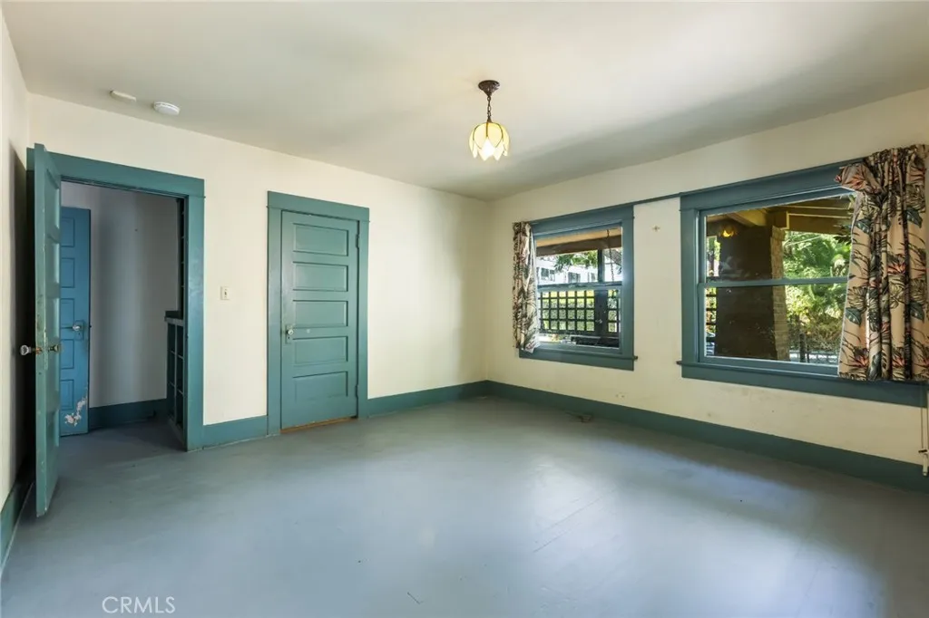 Los Angeles, California 90068, United States, ,Residential,Active,232516