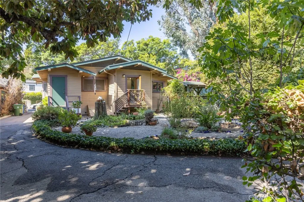 Los Angeles, California 90068, United States, ,Residential,Active,232516