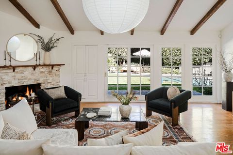 Photo of 10225 Valley Spring Lane, Toluca Lake, CA 91602 (MLS # 26670205)