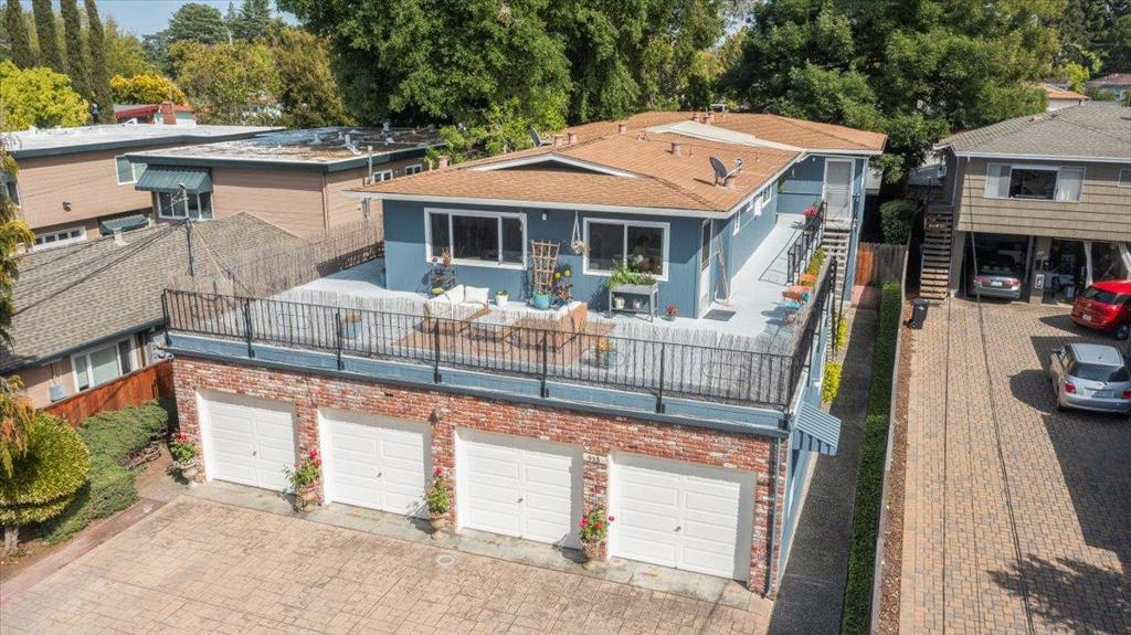 933 Florence Lane
