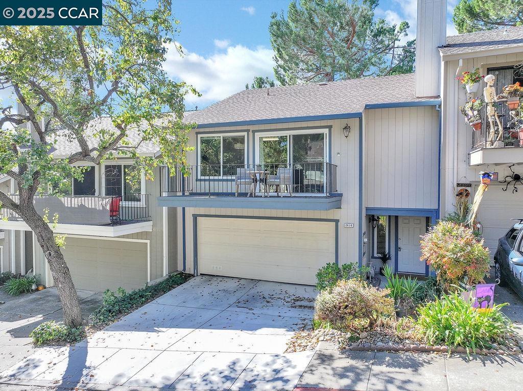 SUNRISE RIDGE - Residential