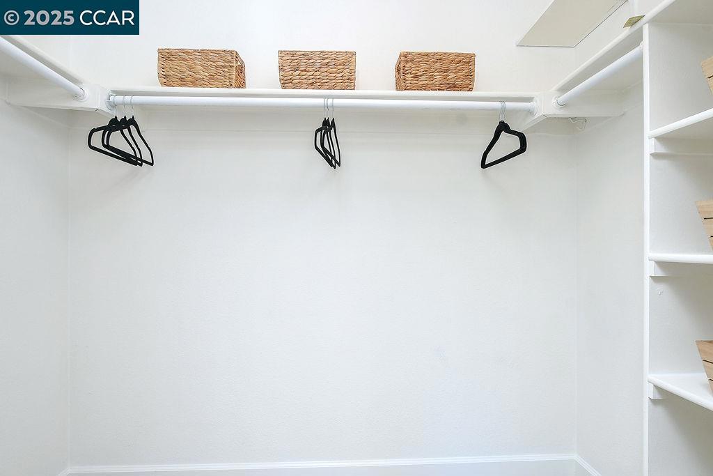 SUNRISE RIDGE - Residential