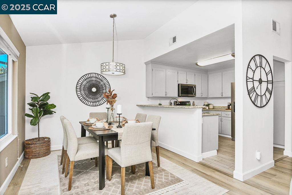 SUNRISE RIDGE - Residential