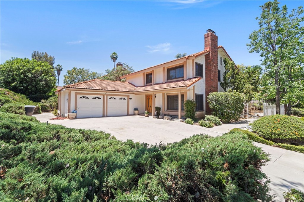 162 Lakeside Avenue