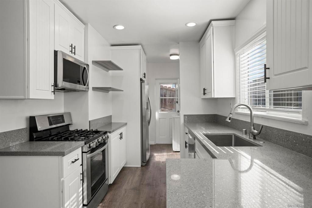 listing image 130722114207921791265