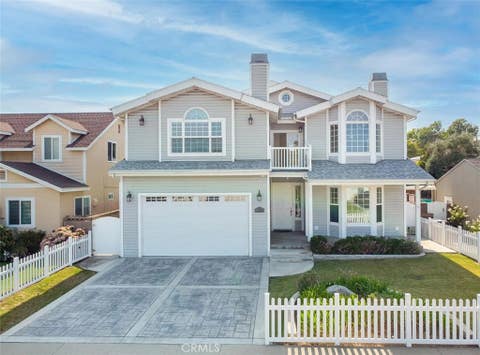 Photo of 635 Bungalow Drive, El Segundo, CA 90245 (MLS # SB26184207)