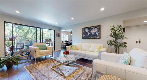 Property photo of 321 E Stocker Street 205, Glendale, CA 91207