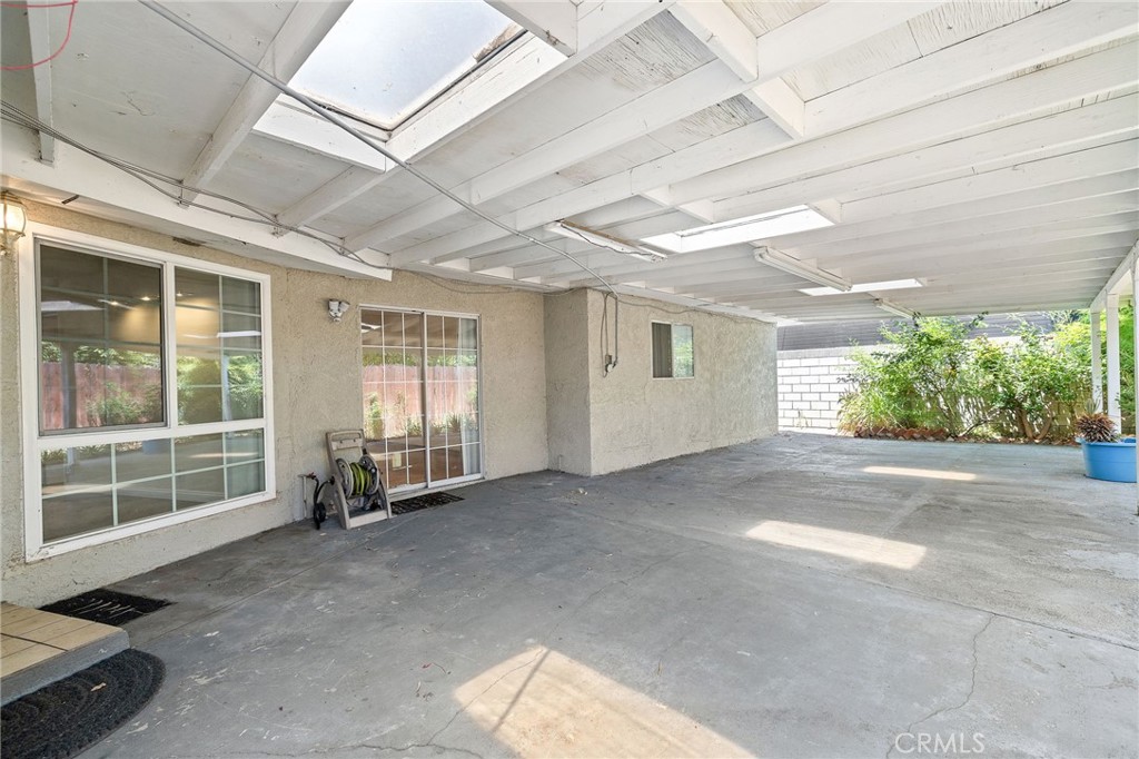 816 Delay Avenue