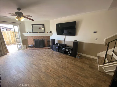 MLS: OC26183626