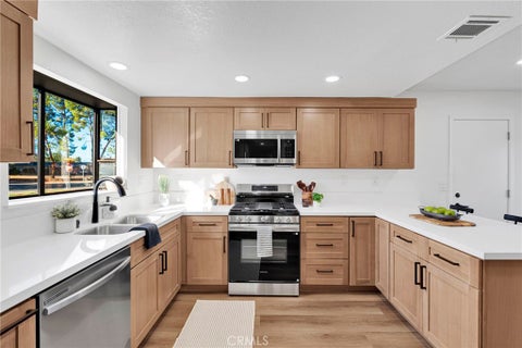 Tiny photo for 20766 Powhatan Road, Apple Valley, CA 92308 (MLS # HD26225619)