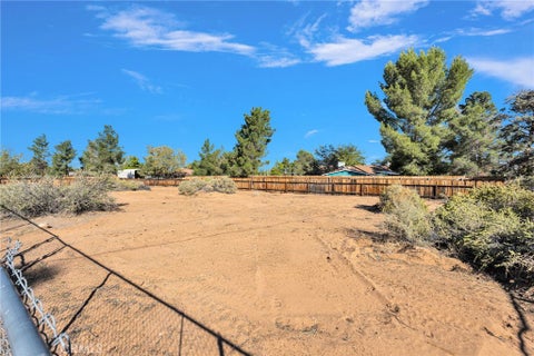 Tiny photo for 20766 Powhatan Road, Apple Valley, CA 92308 (MLS # HD26225619)