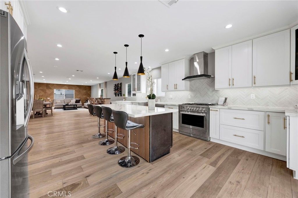 Photo of 4912 Alonzo Avenue, Encino, CA 91316 (MLS # OC26000553)