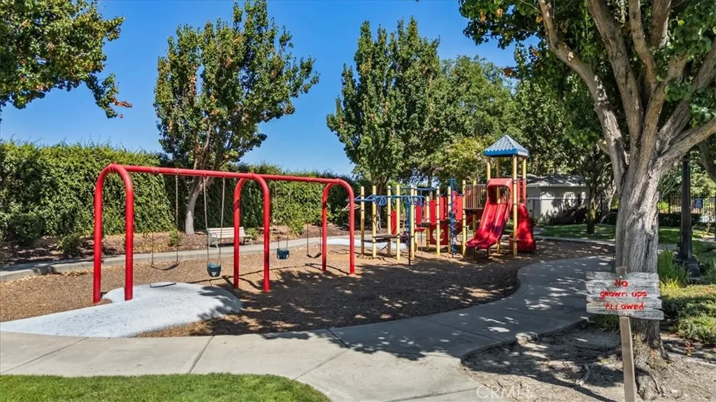 Turlock, California 95380, United States, 5 Bedrooms Bedrooms, ,3 BathroomsBathrooms,Residential,Active,170540