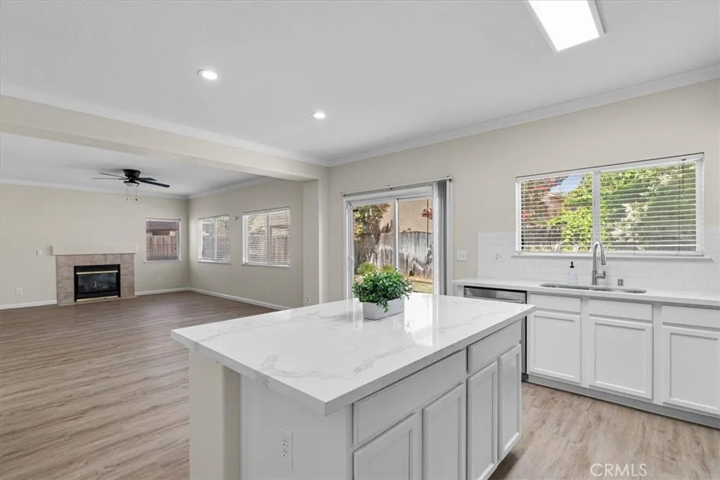 Turlock, California 95380, United States, 5 Bedrooms Bedrooms, ,3 BathroomsBathrooms,Residential,Active,170540