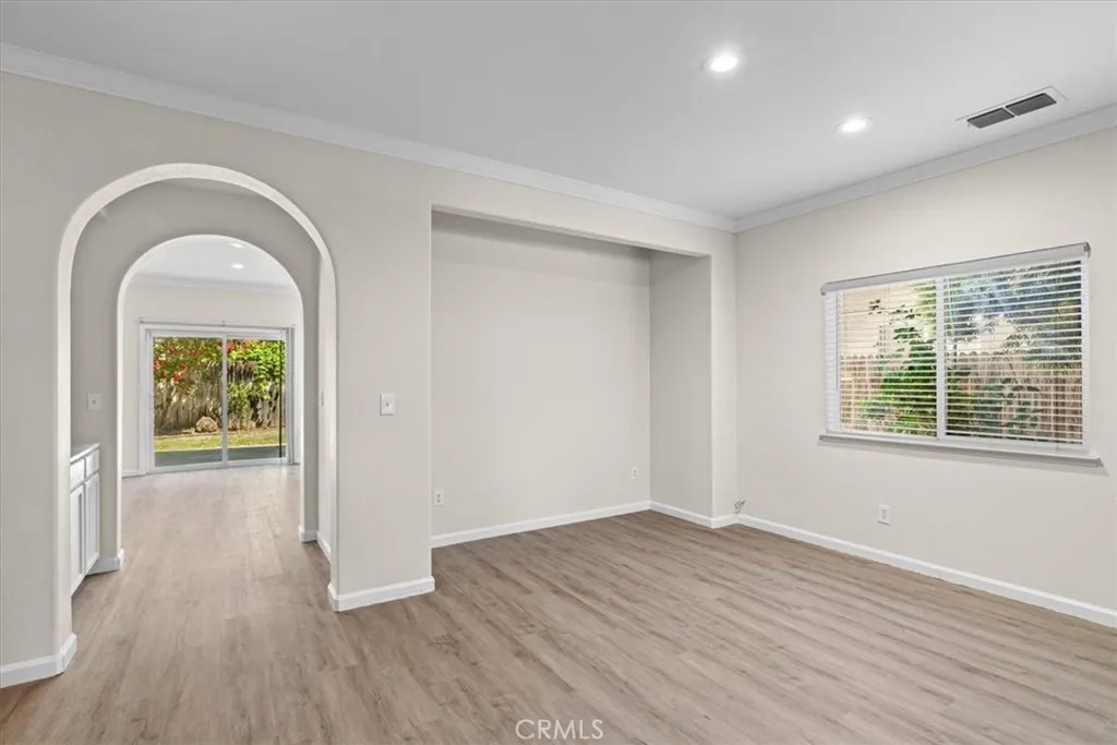 Turlock, California 95380, United States, 5 Bedrooms Bedrooms, ,3 BathroomsBathrooms,Residential,Active,170540