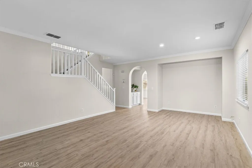 Turlock, California 95380, United States, 5 Bedrooms Bedrooms, ,3 BathroomsBathrooms,Residential,Active,170540