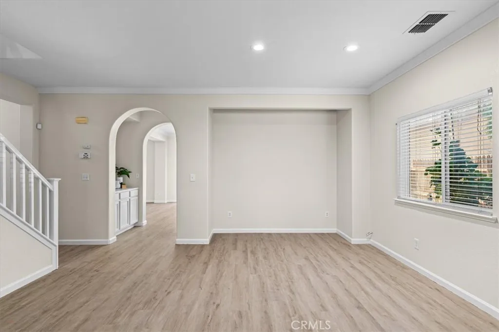 Turlock, California 95380, United States, 5 Bedrooms Bedrooms, ,3 BathroomsBathrooms,Residential,Active,170540