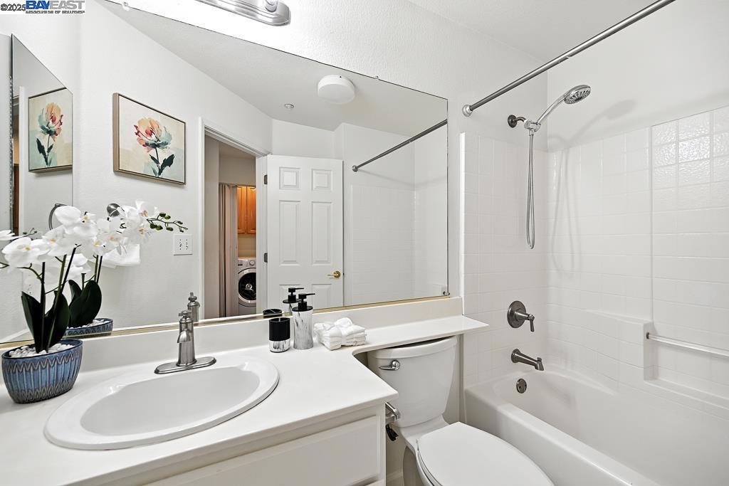 BROOKSIDE - Residential