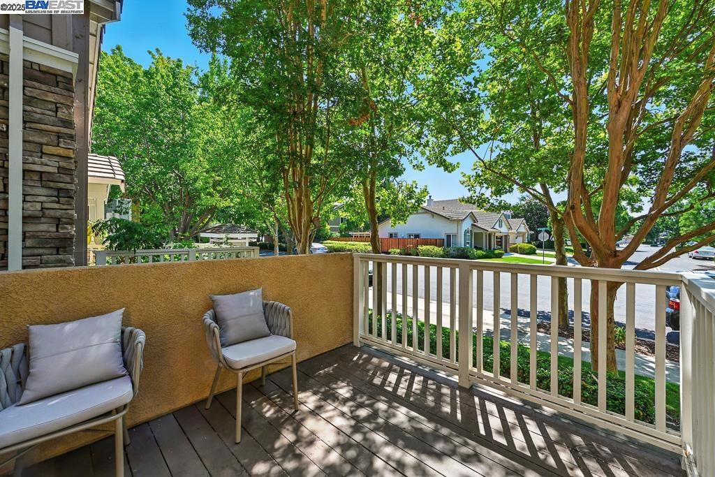 BROOKSIDE - Residential