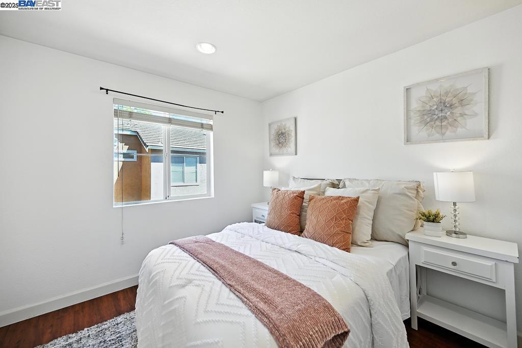 BROOKSIDE - Residential