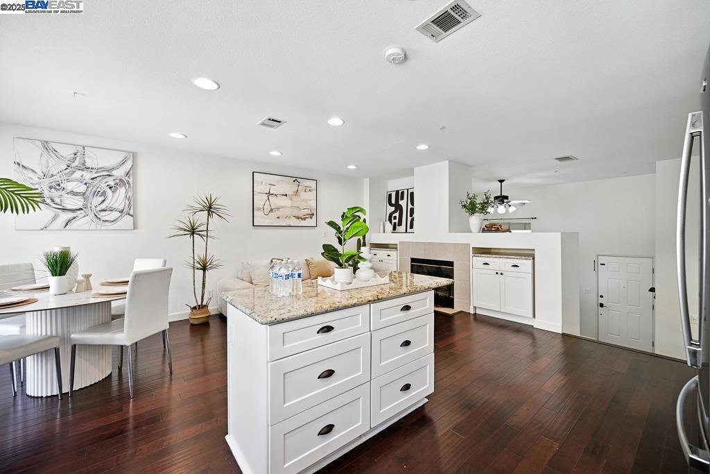 BROOKSIDE - Residential