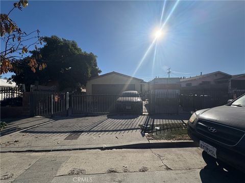 Photo of 226 E 88th, Los Angeles, CA 90003 (MLS # MB25273338)