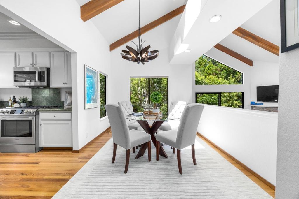 271 Dry Creek Road