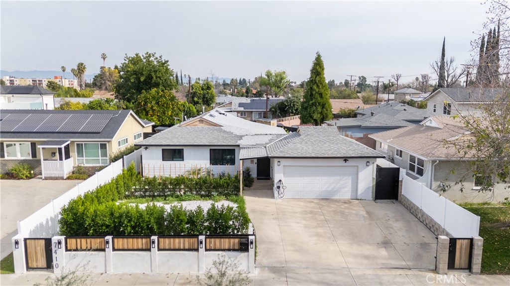 7410 Cozycroft Avenue