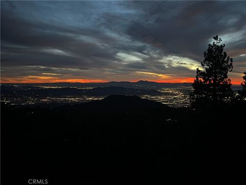 Photo of 2477 Spring Oak Drive, Running Springs, CA 92382 (MLS # IG26015869)