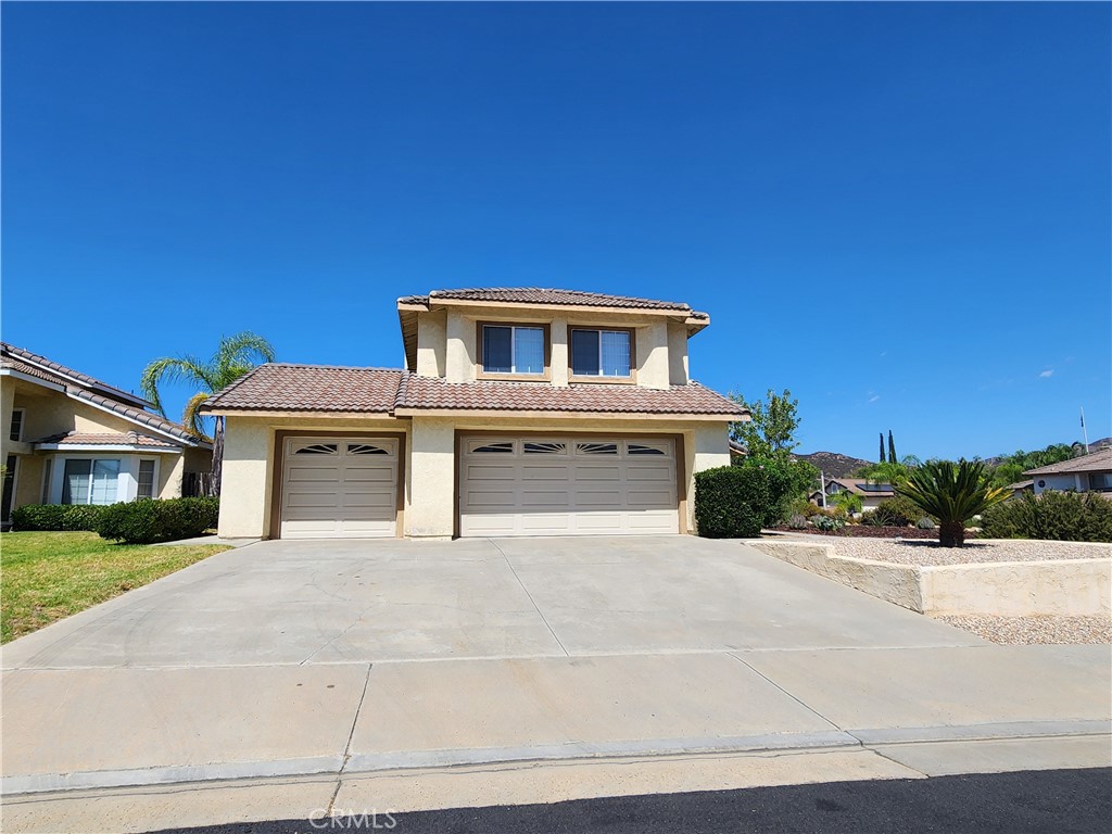 Beautifully maintained corner lot on a small cul-de-sac with amazing views! This great home offers 4 bedrooms upstairs, including a spacious primary with an oversized tub/shower and a walk in closet, and a remodeled hall bathroom with a walk-in shower. Downstairs offers a formal living/dining room drenched in natural light, a family room, powder room, and indoor laundry. Rent includes washer/dryer/fridge, and weekly landscaper. Open to 2 small dogs/cats with pet deposit. Centrally located in Murrieta with easy access to both the 15 and 215 freeways.