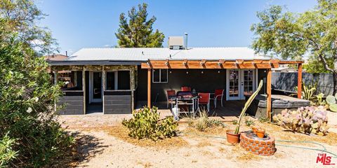 Photo of 62033 Bonair Road, Joshua Tree, CA 92252 (MLS # 25588159) Photo of 62033 Bonair Road, Joshua Tree, CA 92252 (MLS # 25588159)