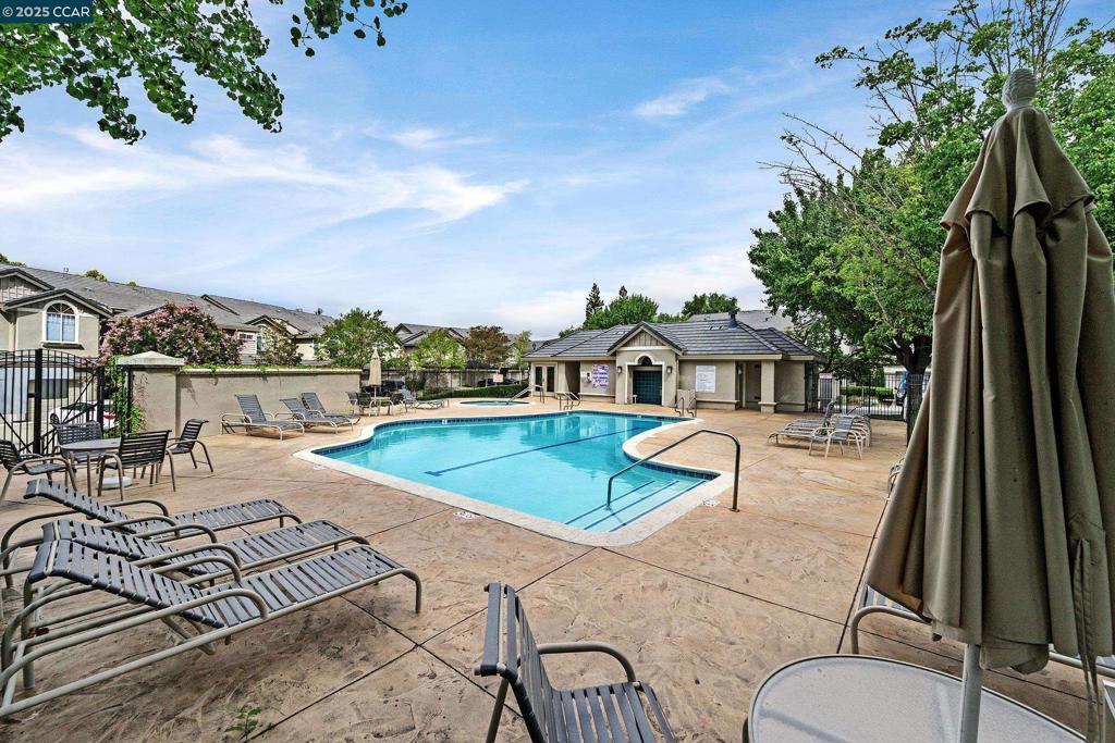 MERIDIAN - Residential